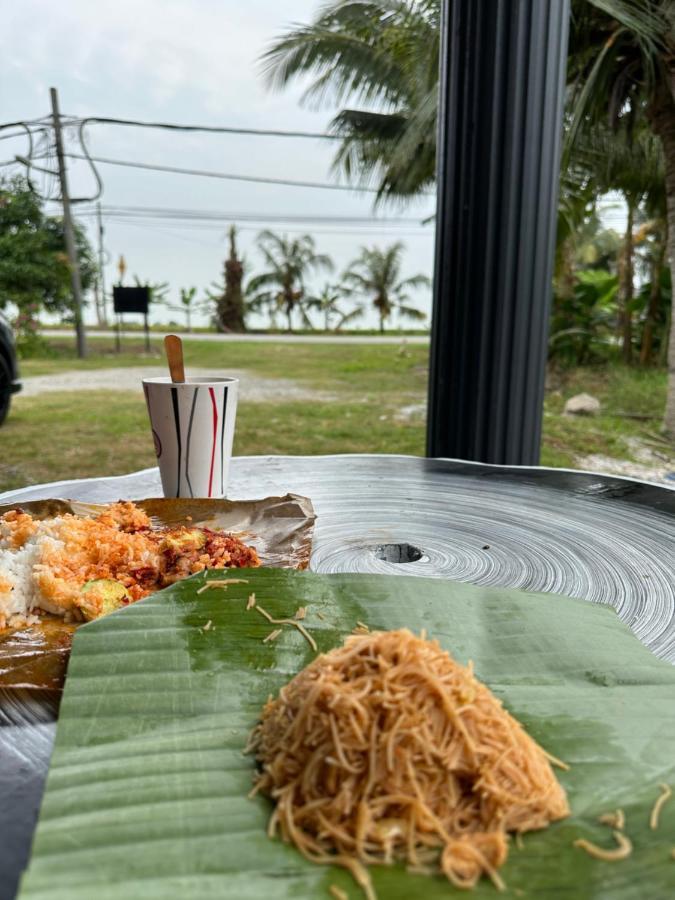 Ary&Zz Homestay For Islam Guests Tanjung Karang Luaran gambar
